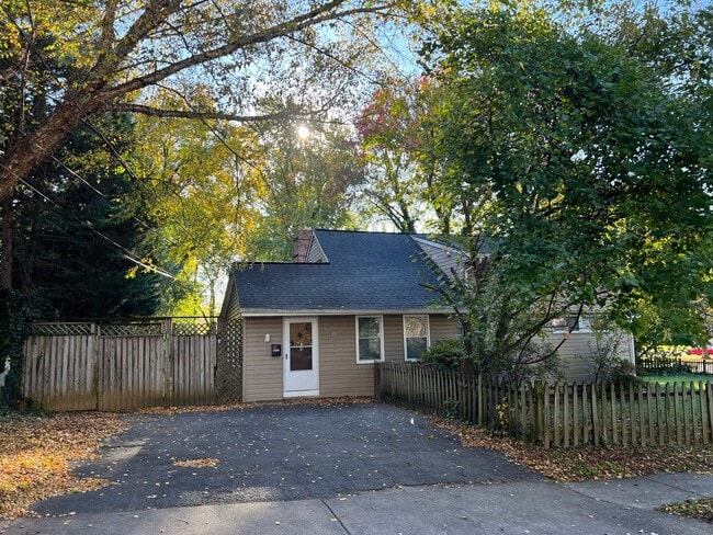 property at 1601 Marshall Ave