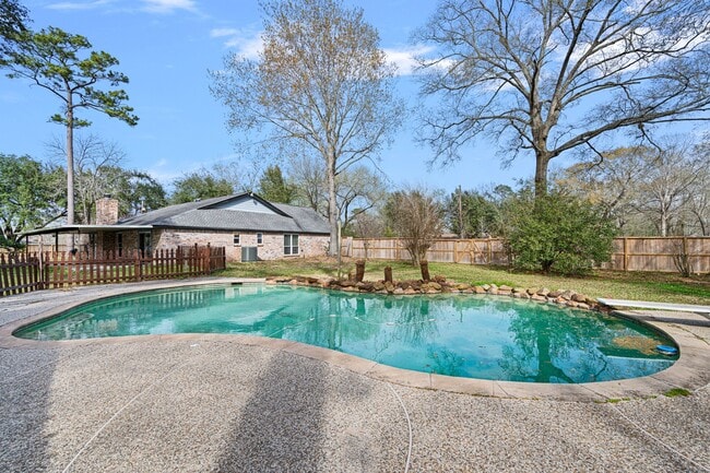 property at 23864 White Oak Ct