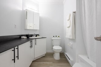 91 AV JOLLIET in Candiac, QC - Building Photo - Building Photo