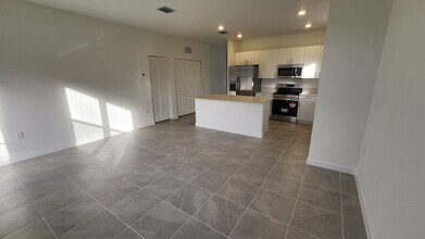 2991 SE 23rd Ave in Homestead, FL - Foto de edificio - Building Photo