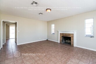 259 E Marilyn Ave in Mesa, AZ - Building Photo - Building Photo