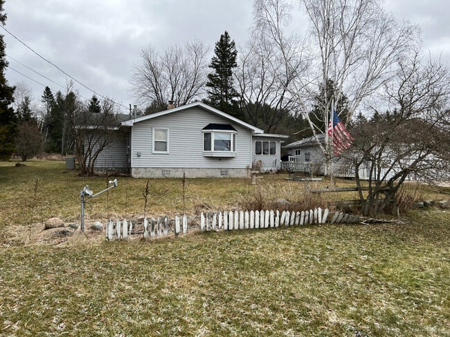 3318 Beechwood Rd in Rose City, MI - Building Photo - Building Photo