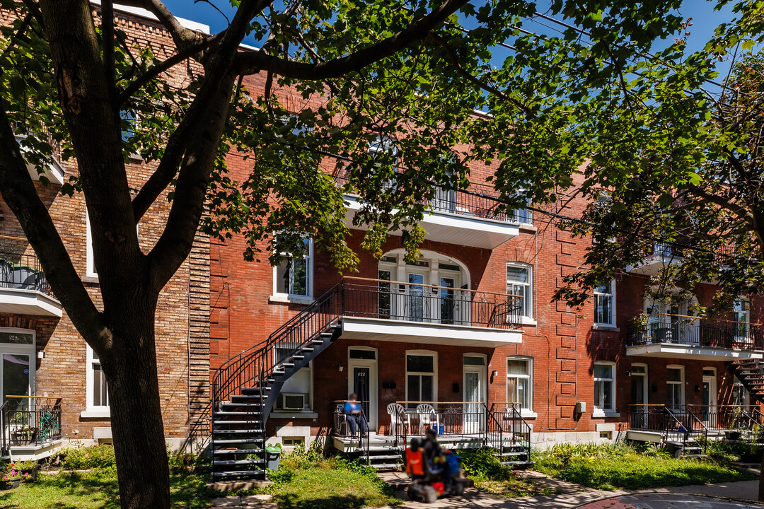 539 Fortune Rue in Montréal, QC - Building Photo