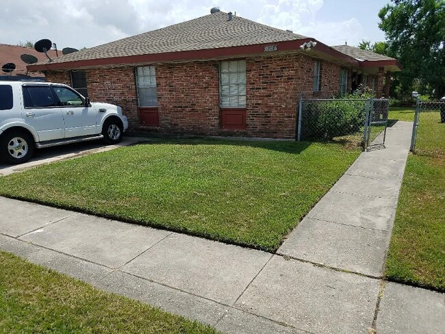 7820 Dorsett Dr