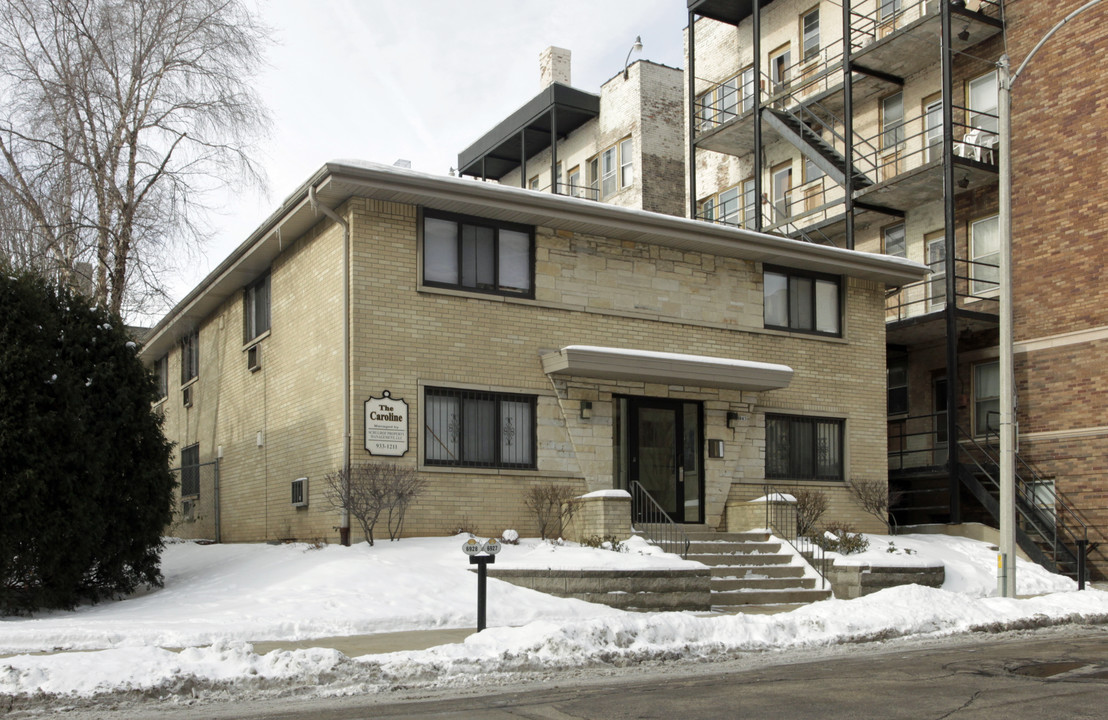 The Caroline in Milwaukee, WI - Foto de edificio