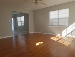 23 Pirates Cove Dr in Swansboro, NC - Building Photo - Building Photo