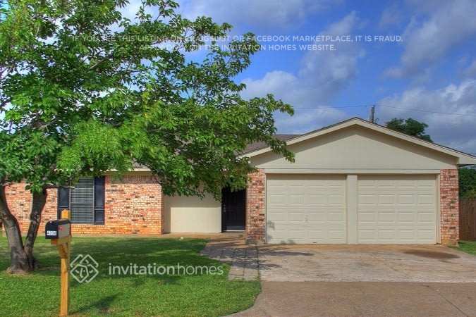 4208 Ticino Valley Ct in Arlington, TX - Building Photo