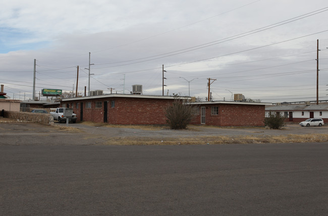 4029-4031 Fort Blvd in El Paso, TX - Building Photo - Building Photo