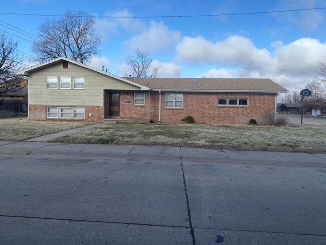 property at 2409 Jackson St