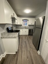 5503 Staunton Ave SE in Charleston, WV - Building Photo - Building Photo