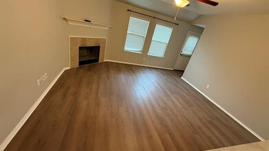 613 Rio Bravo Dr in Haslet, TX - Building Photo - Building Photo