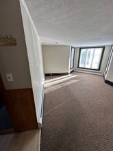 72 Wyoming Ave, Unit #1 in Malden, MA - Foto de edificio - Building Photo