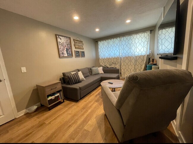 742 South 400 East in Salt Lake City, UT - Building Photo - Building Photo