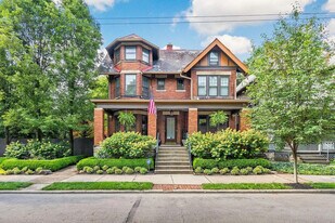 829 Franklin Ave in Columbus, OH - Building Photo