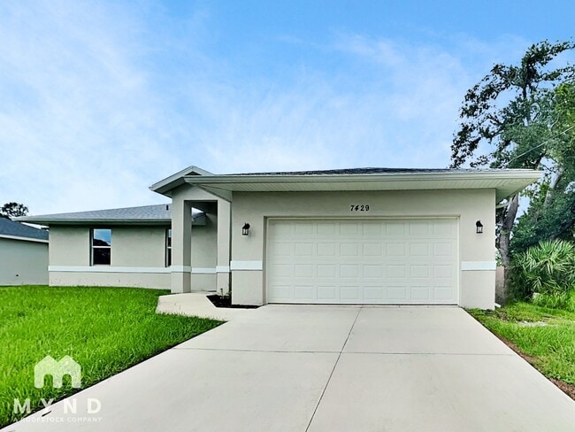 property at 7429 W Cameo Cir