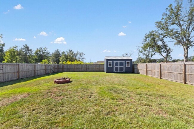 1360 Georgia Ave in Baker, FL - Building Photo - Building Photo