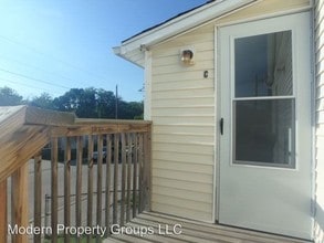 701 Hickman Ave in Columbia, MO - Building Photo - Building Photo