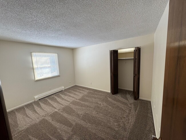 18220 Swiss Dr in Spring Lake, MI - Foto de edificio - Building Photo