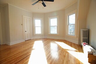 71 June St, Unit 2 in Worcester, MA - Foto de edificio - Building Photo