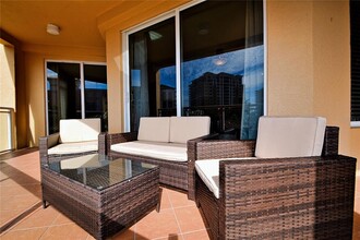 501 Mandalay Ave in Clearwater, FL - Foto de edificio - Building Photo
