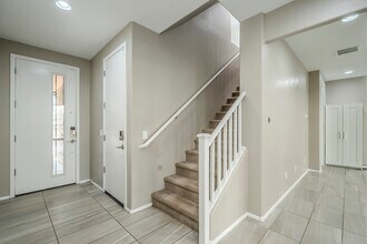 7050 W Carter Dr in Chandler, AZ - Building Photo - Building Photo