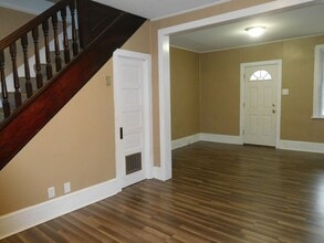 223-225 Hamilton Ave in Waynesboro, PA - Building Photo - Building Photo