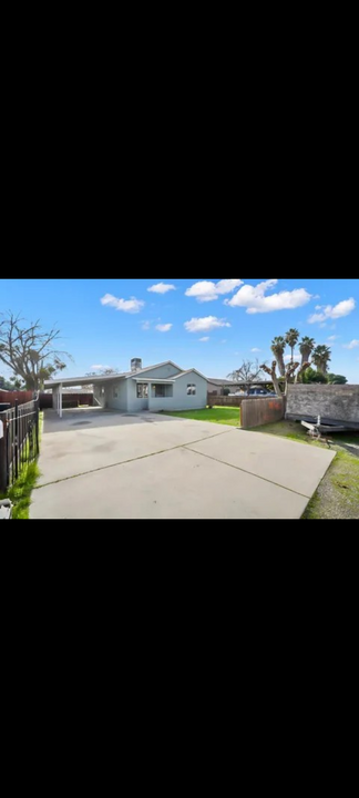 710 Atlantic Dr in Modesto, CA - Building Photo