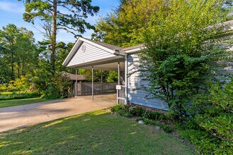 2 Shannon Dr in Little Rock, AR - Building Photo - Building Photo