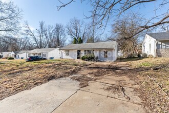 9753 Vickie Pl in St. Louis, MO - Building Photo - Building Photo