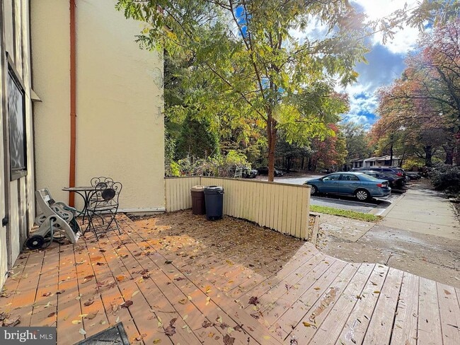 property at 2334 Antiqua Ct