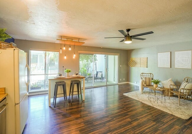 property at 1036 Oak Grove Rd