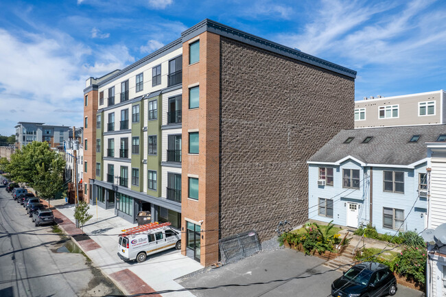 105 Morris Apartments in Albany, NY - Building Photo - Building Photo