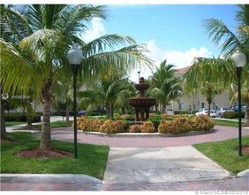 2442 Centergate Dr-Unit -101 in Miramar, FL - Building Photo - Building Photo