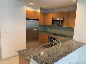 1050 Brickell Ave, Unit 1606 in Miami, FL - Building Photo
