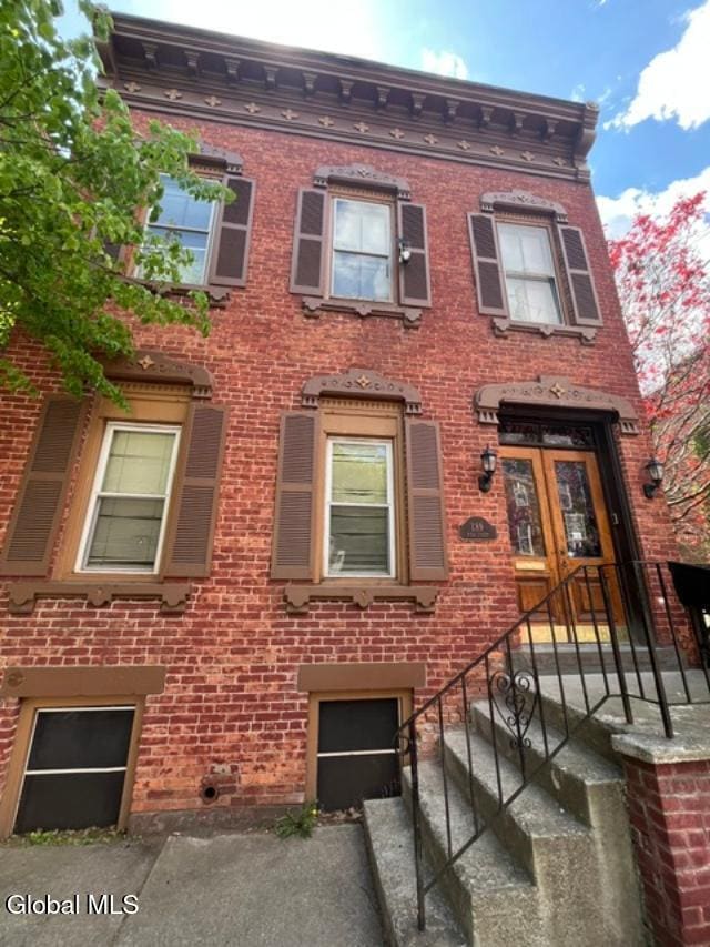 property at 189 Hill St
