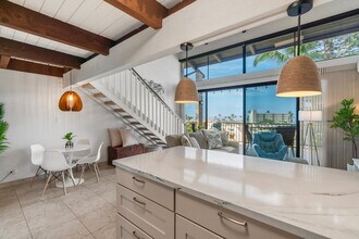 2387 S Kihei Rd in Kihei, HI - Building Photo - Building Photo