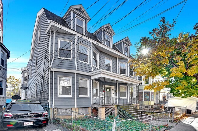 142-144-144 Seymour Ave in Newark, NJ - Building Photo - Building Photo