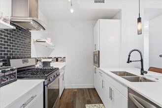 3131 N Central Ave in Phoenix, AZ - Building Photo - Building Photo