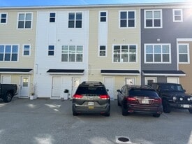 909 Baltic Ave in Virginia Beach, VA - Building Photo