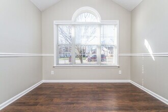 1238 Cason Trail in Murfreesboro, TN - Foto de edificio - Building Photo