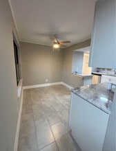 5614 Harvest Hill Rd in Dallas, TX - Foto de edificio - Building Photo