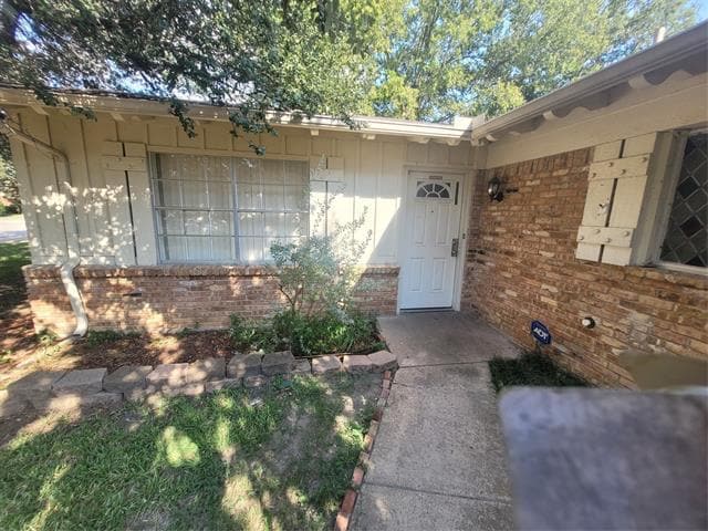 7708 Village Trail Dr in Dallas, TX - Building Photo - Building Photo