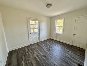 2026 Lee Ct SW in Birmingham, AL - Foto de edificio - Building Photo