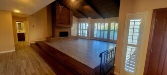 16139 Ladera Piedra Way in Poway, CA - Building Photo