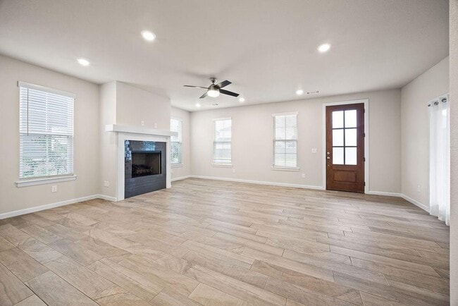 1721 W Whitney Ln in Rogers, AR - Foto de edificio - Building Photo