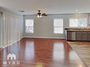 10269 Free Spirit St in Las Vegas, NV - Building Photo - Building Photo