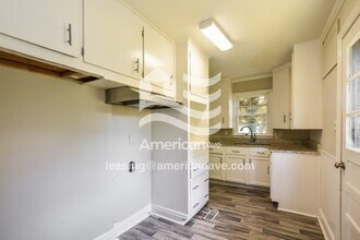 1810 College St SE in Decatur, AL - Building Photo - Building Photo