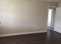 9611 Bertwood St photo'