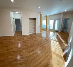4860 Eisenhower Ave, Unit 281 in Alexandria, VA - Building Photo - Building Photo