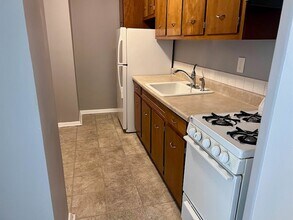 225 St Pauls Ave, Unit 7B in Jersey City, NJ - Foto de edificio - Building Photo